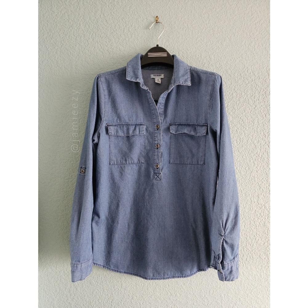 Old Navy | Chambray Style Popover Top